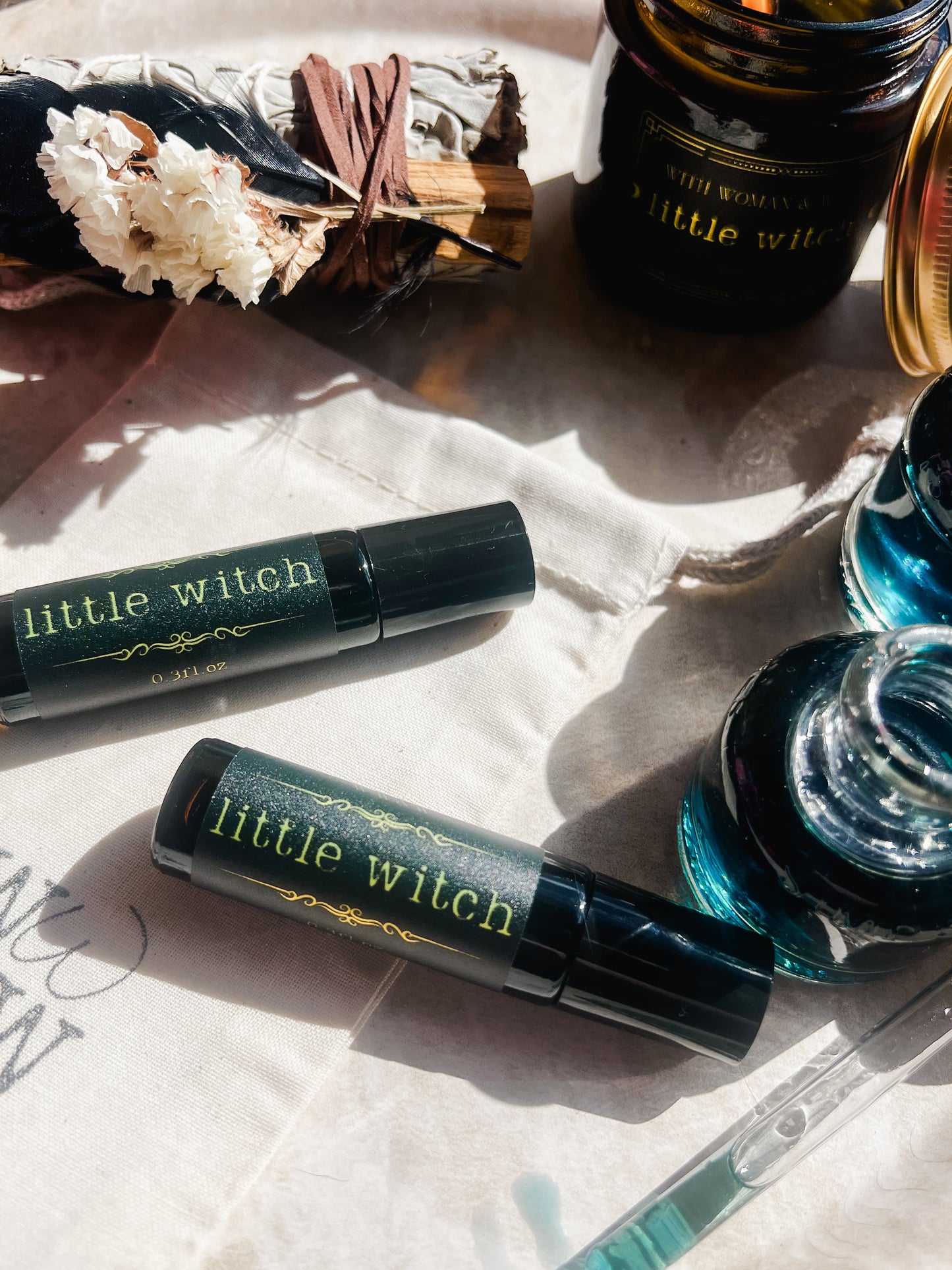 LITTLE WITCH oil roller